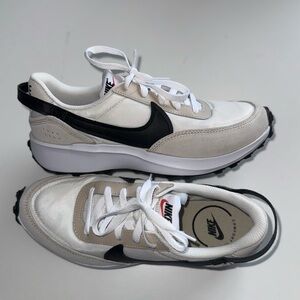 Nike Waffle Debut 9.5